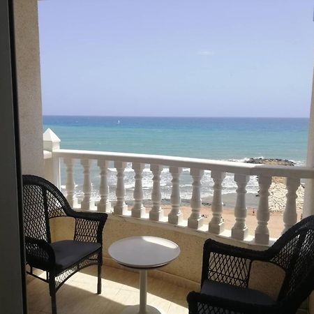 Flamingo, Beach, Sea View, Pool, Wi Fi Apartment Торевиеха Екстериор снимка