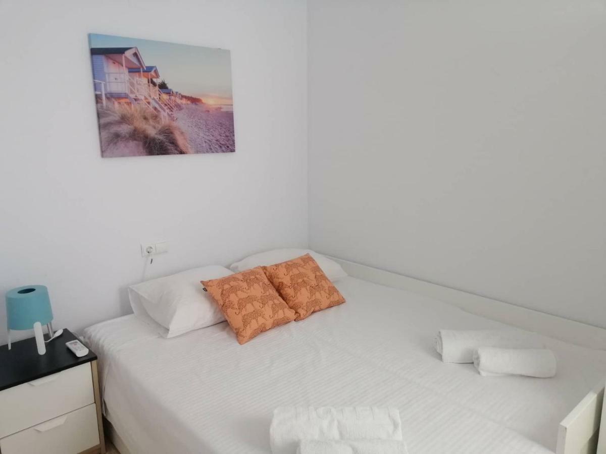 Flamingo, Beach, Sea View, Pool, Wi Fi Apartment Торевиеха Екстериор снимка