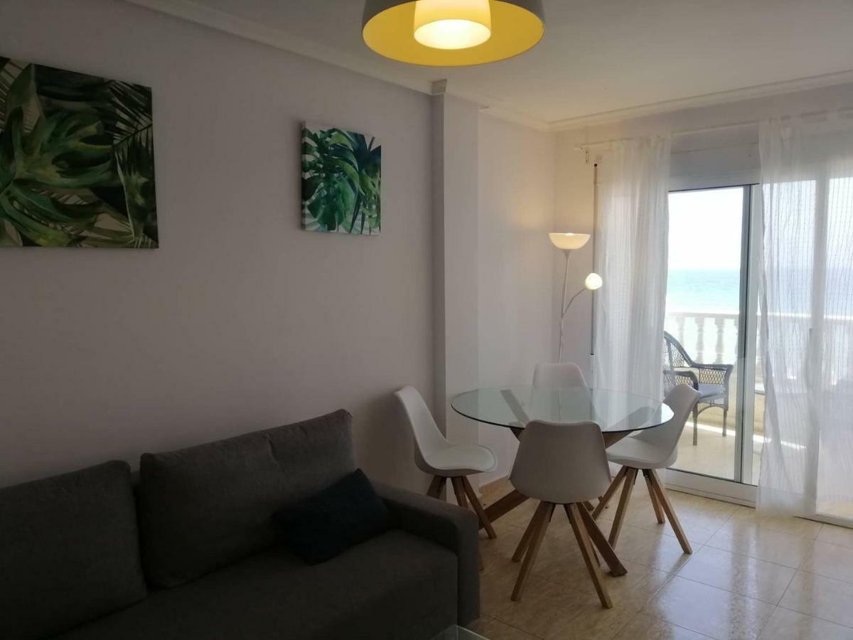 Flamingo, Beach, Sea View, Pool, Wi Fi Apartment Торевиеха Екстериор снимка